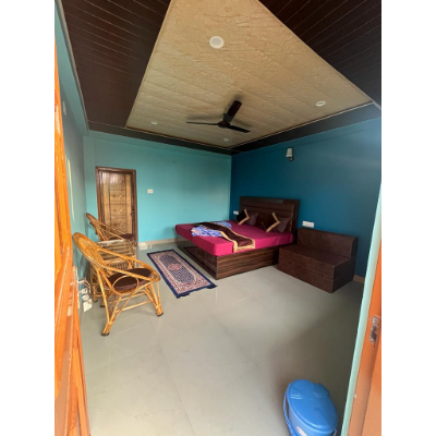 Blissful Mountain Homestay - Deluxe Mountain View Room